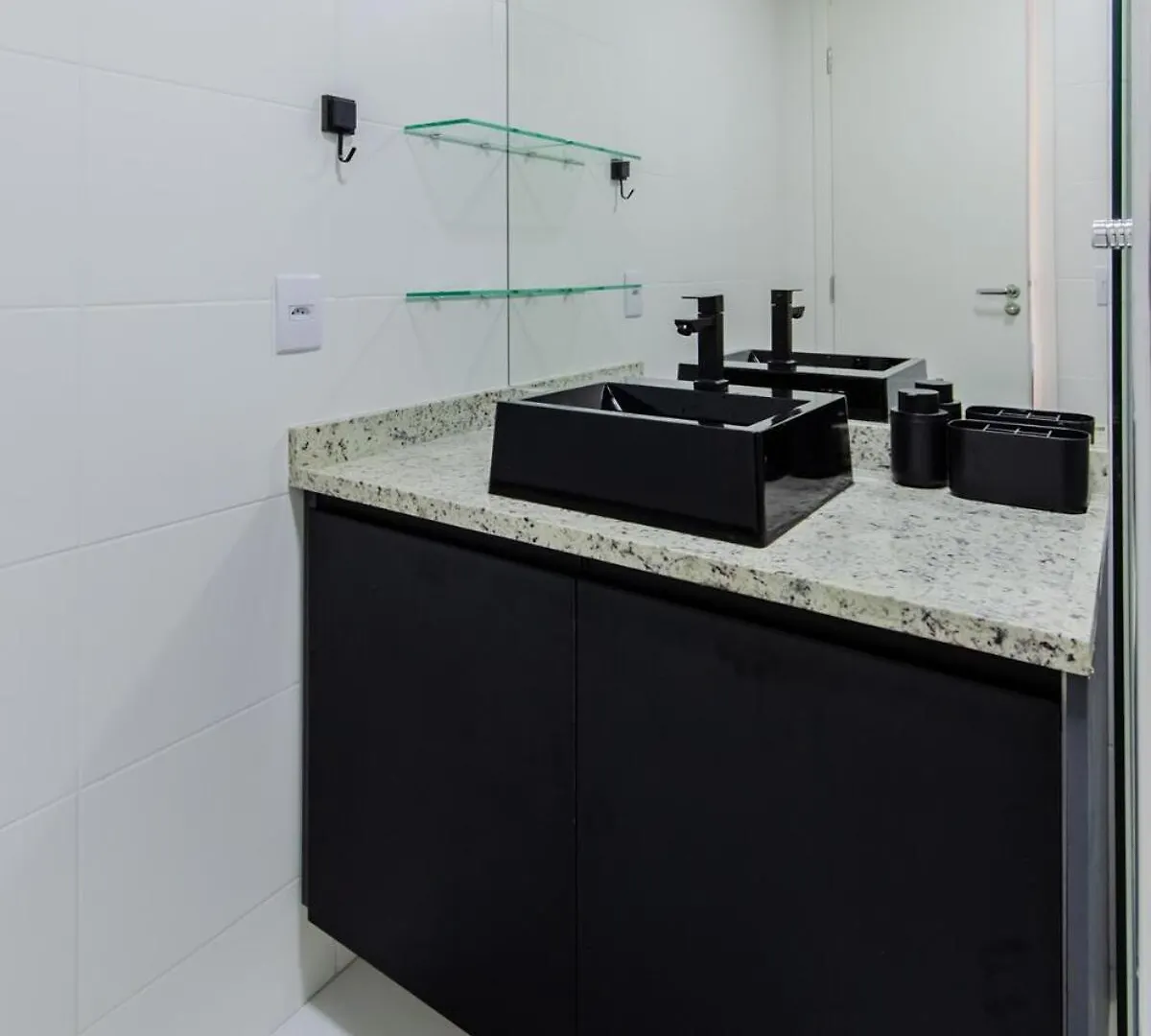 Fl212 - Flat, Lindo E Equipado Na Faria Lima Apartment Sao Paulo Brazil